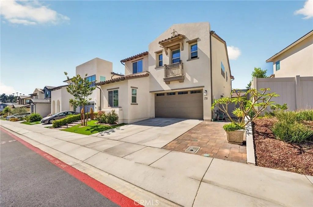 Photo of 731 Westbrook Loop, San Marcos, CA 92078 (MLS # SW26080403)