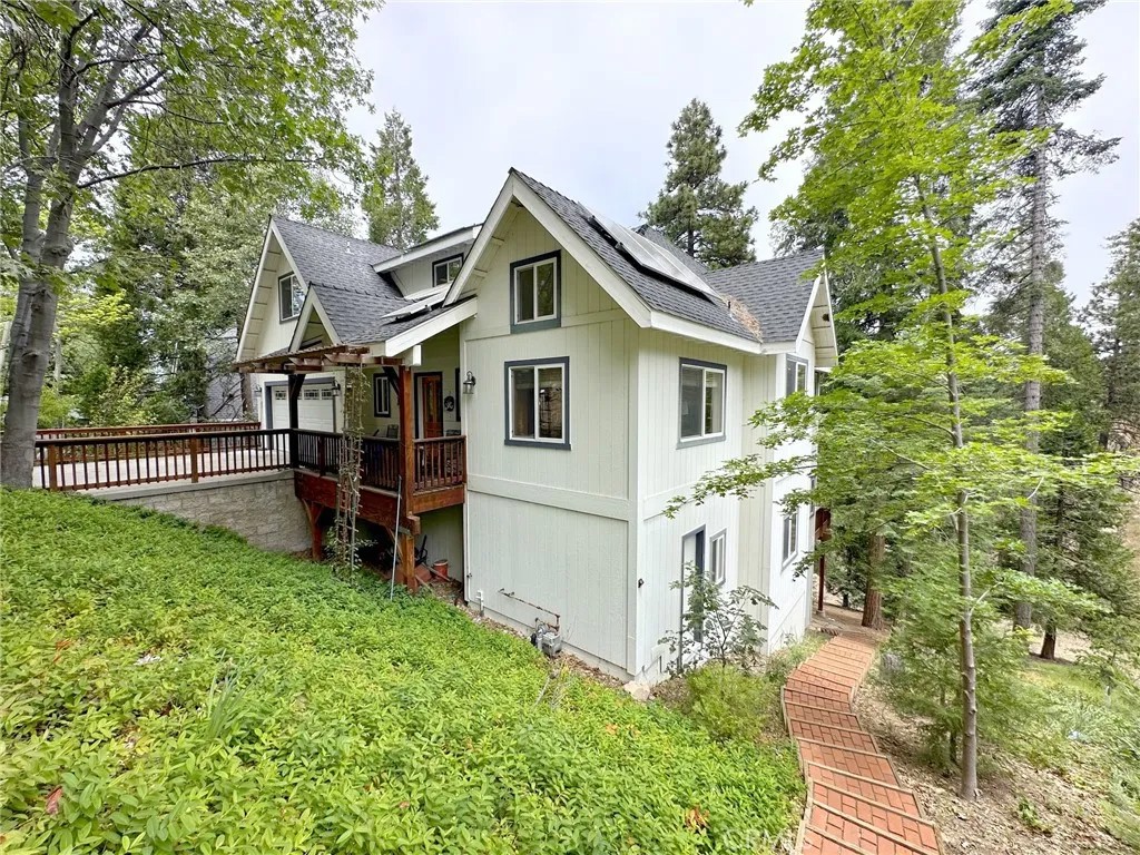 292 N Fairway
