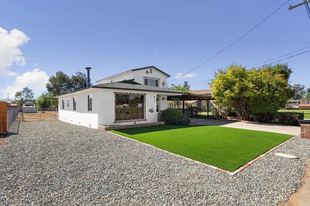 Photo of 611 9TH Street, Ramona, CA 92065 (MLS # PTP2601408)