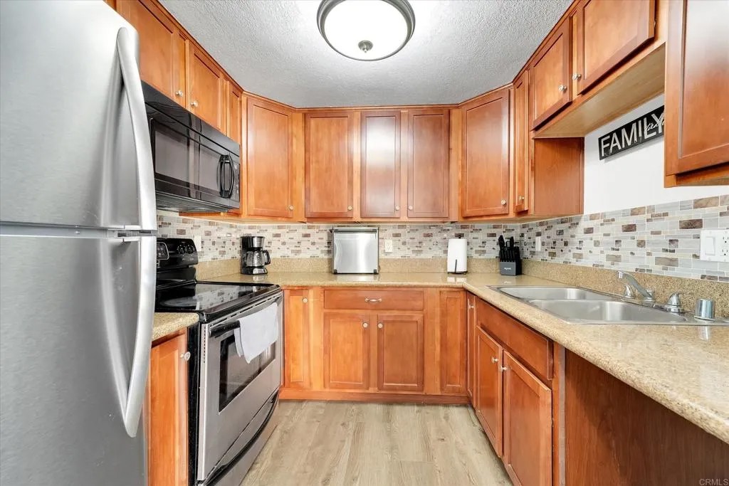 12719 Robison Boulevard 18