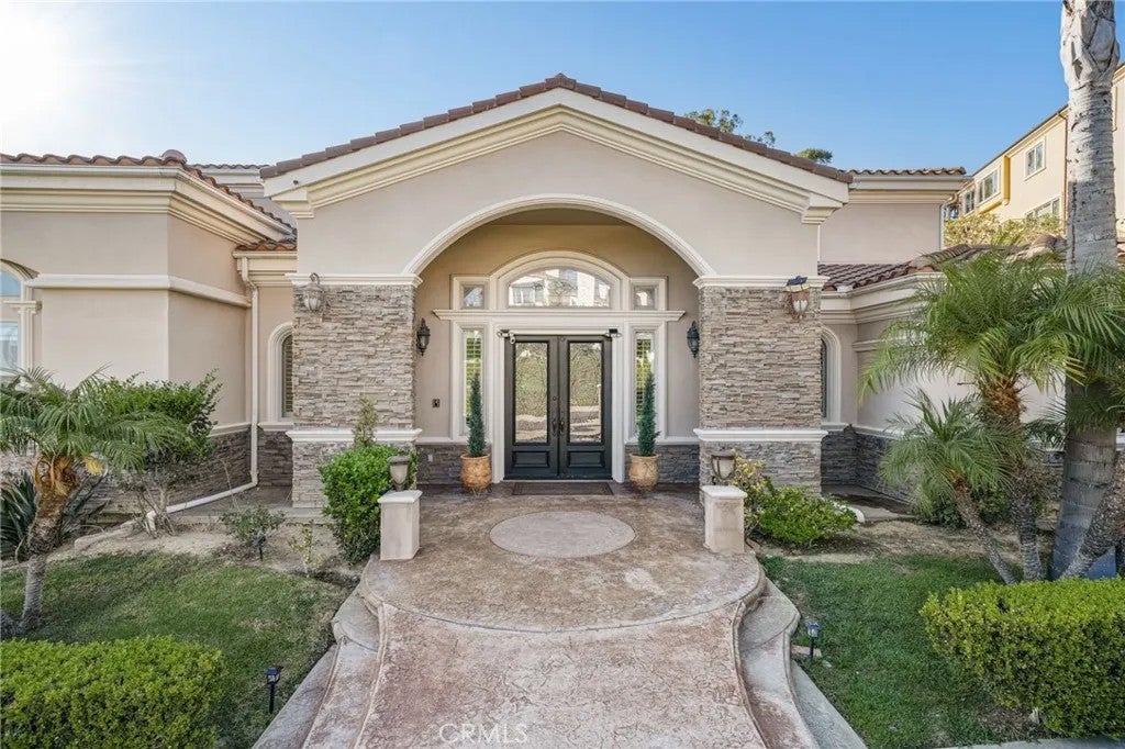 15841 Aurora Crest