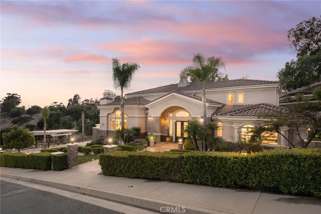 15841 Aurora Crest