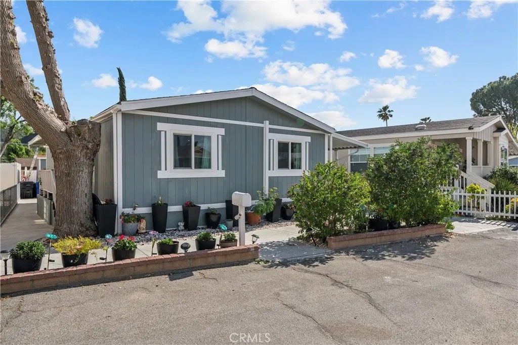 Photo of 29021 Bouquet Canyon #207, Saugus, CA 91390 (MLS # SR26071098)