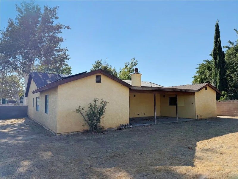 42802 Sachs Drive