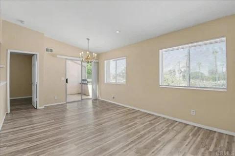 MLS: PTP2606402