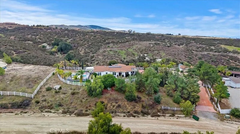 39565 Spanish Oaks Drive