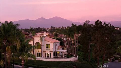 Photo of 14 San Rafael, Laguna Niguel, CA 92677 (MLS # OC26032779)