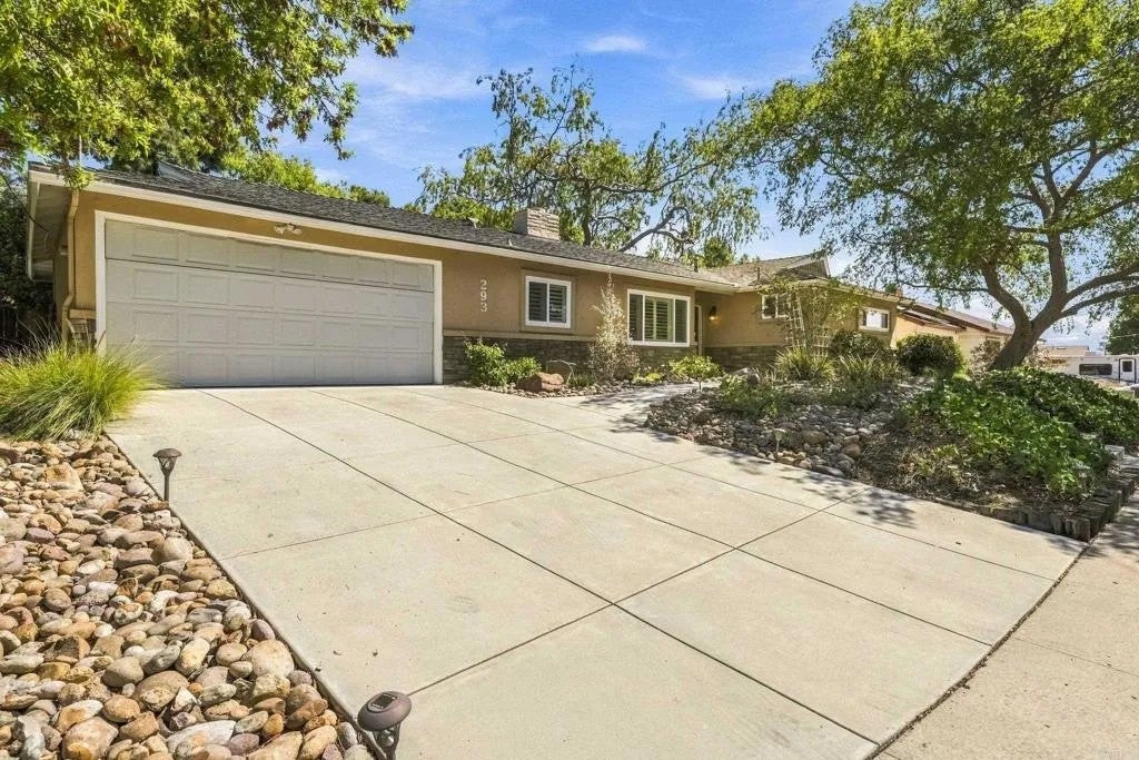 293 Garden Grove Lane