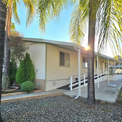 Photo of 1536 S State St #219, Hemet, CA 92544 (MLS # SW25275148)