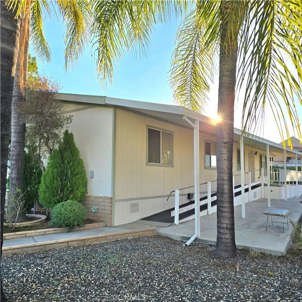 Photo of 1536 S State St #219, Hemet, CA 92544 (MLS # SW25275148)