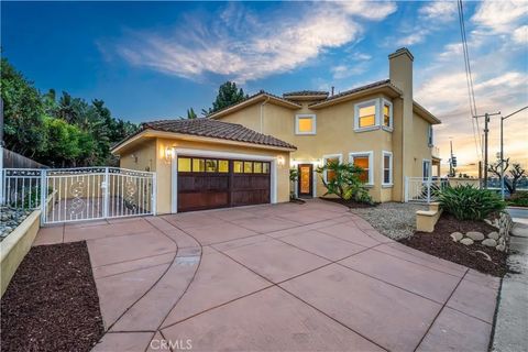 Photo of 1107 Las Flores Drive, Carlsbad, CA 92008 (MLS # SW25231812)
