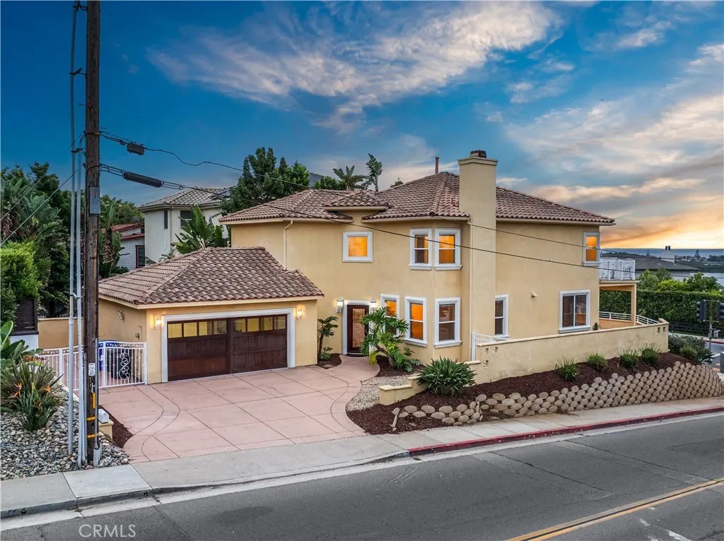 1107 Las Flores Drive