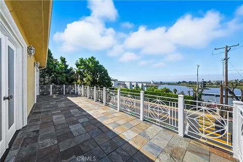 Tiny photo for 1107 Las Flores Drive, Carlsbad, CA 92008 (MLS # SW25231812)