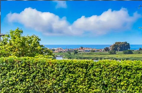 Tiny photo for 1107 Las Flores Drive, Carlsbad, CA 92008 (MLS # SW25231812)