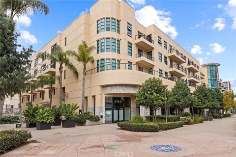Photo of 133 The Promenade #318, Long Beach, CA 90802 (MLS # PW26026509)