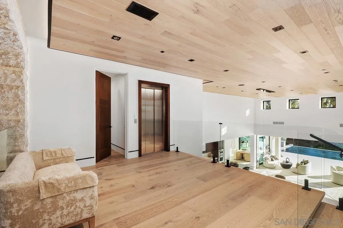 Rancho Santa Fe, California 92067, United States, 7 Bedrooms Bedrooms, ,10 BathroomsBathrooms,Residential,Active,33959