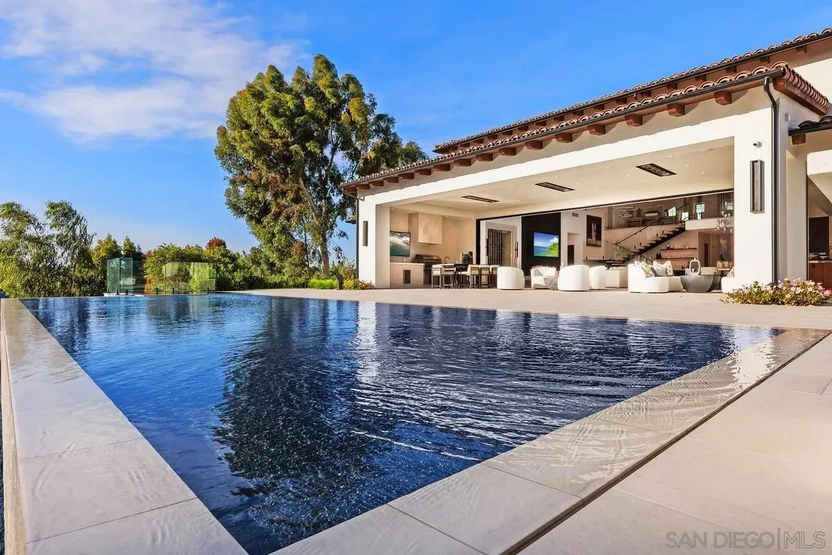 Rancho Santa Fe, California 92067, United States, 7 Bedrooms Bedrooms, ,10 BathroomsBathrooms,Residential,Active,33959