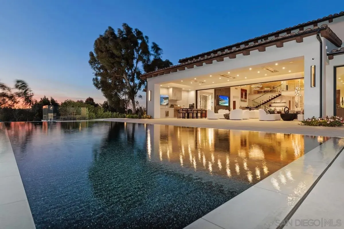 Rancho Santa Fe, California 92067, United States, 7 Bedrooms Bedrooms, ,10 BathroomsBathrooms,Residential,Active,33959