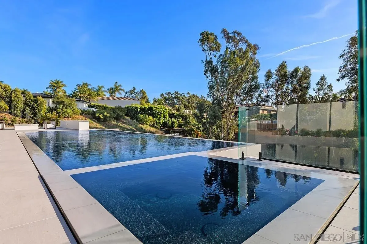 Rancho Santa Fe, California 92067, United States, 7 Bedrooms Bedrooms, ,10 BathroomsBathrooms,Residential,Active,33959