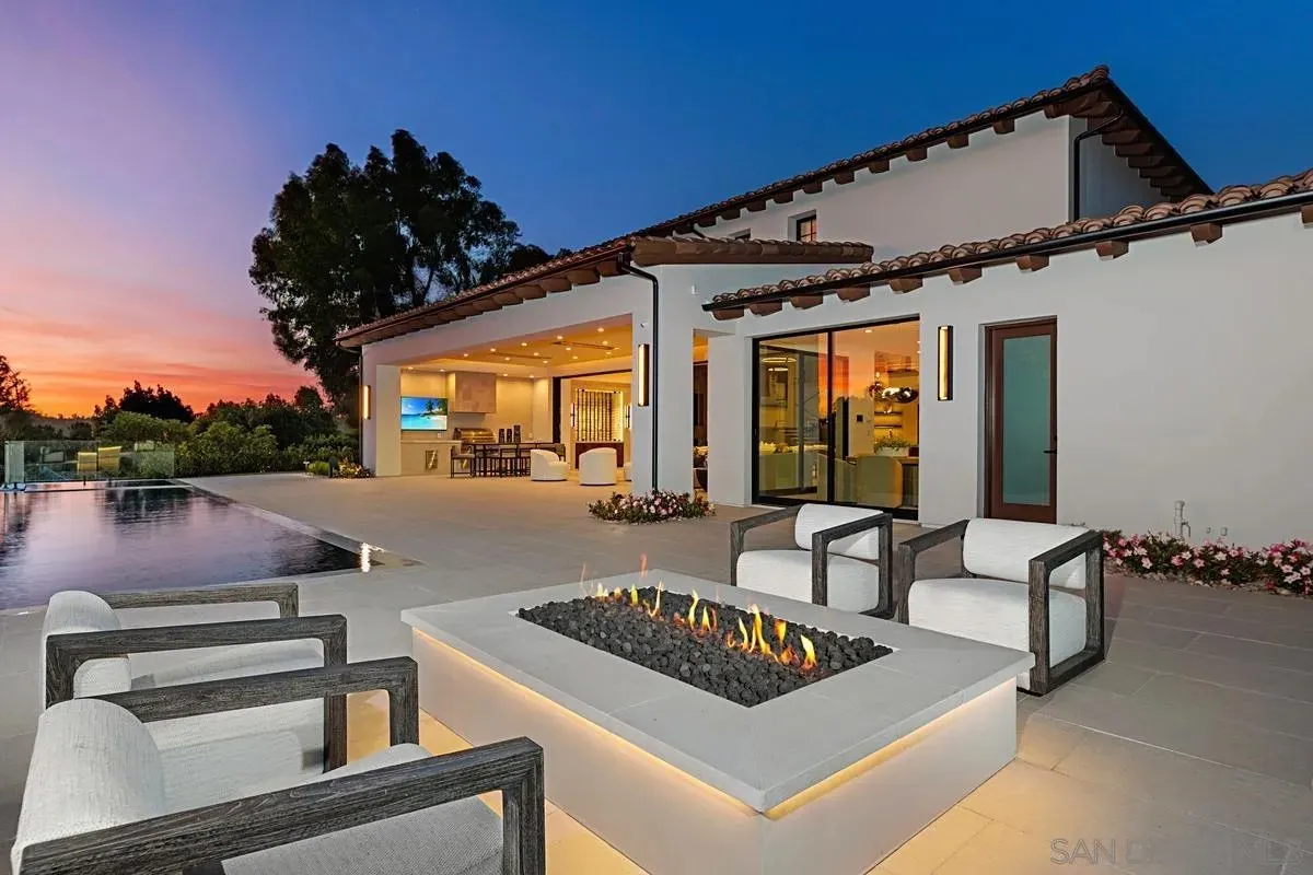 Rancho Santa Fe, California 92067, United States, 7 Bedrooms Bedrooms, ,10 BathroomsBathrooms,Residential,Active,33959