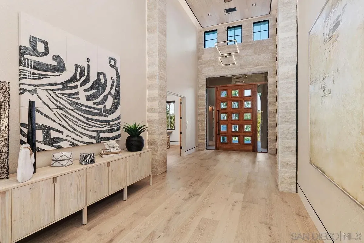 Rancho Santa Fe, California 92067, United States, 7 Bedrooms Bedrooms, ,10 BathroomsBathrooms,Residential,Active,33959