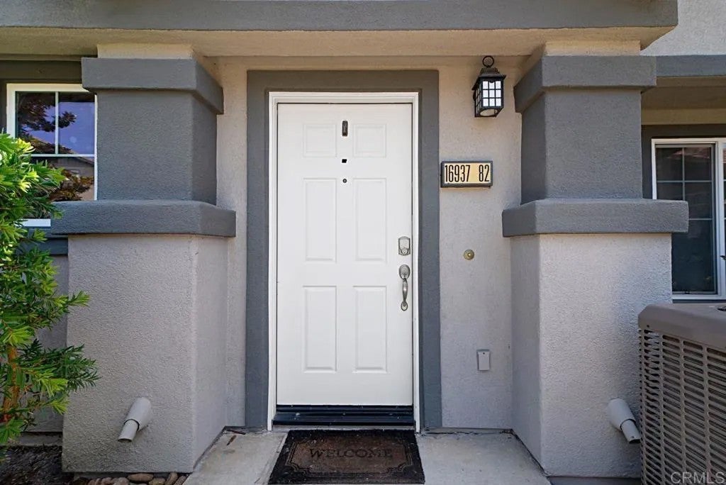 16937 Hutchins Lndg 82