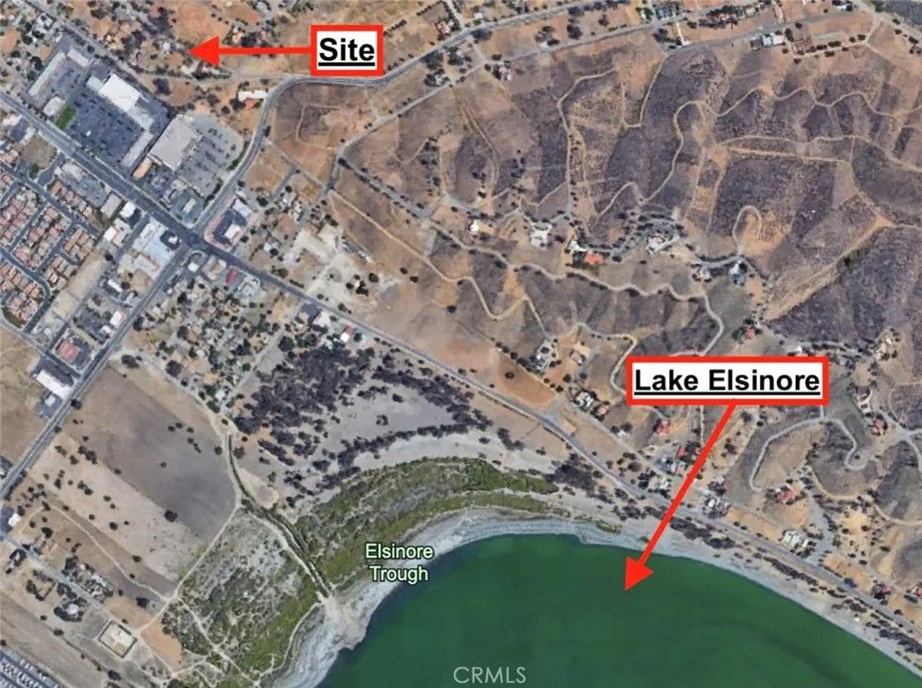 Photo of 0 Hunt, Lake Elsinore, CA 92530 (MLS # IV25242349)