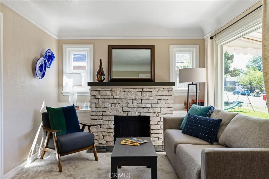 123 Orange Grove Avenue