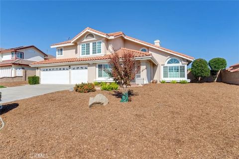 Photo of 142 Port Royal Way, Riverside, CA 92506 (MLS # CV25249048) Photo of 142 Port Royal Way, Riverside, CA 92506 (MLS # CV25249048)