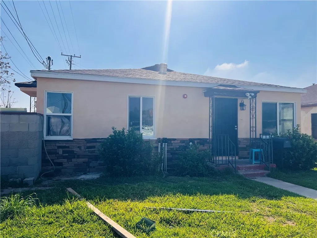 112 S Sierra Vista