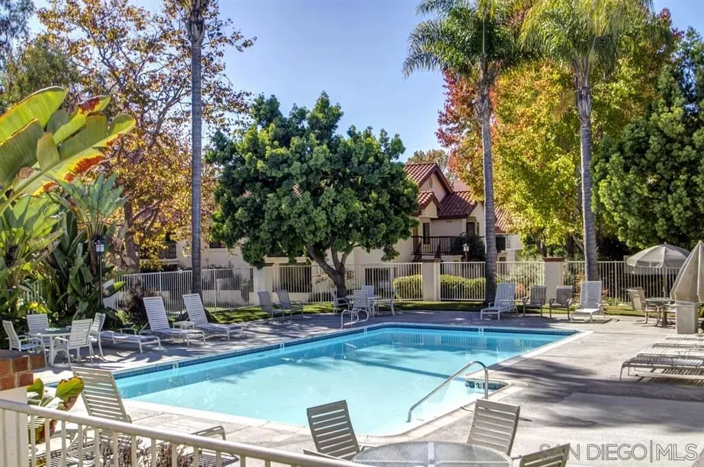 San Diego, California 92130, United States, 2 Bedrooms Bedrooms, ,2 BathroomsBathrooms,Residential,Active,168053