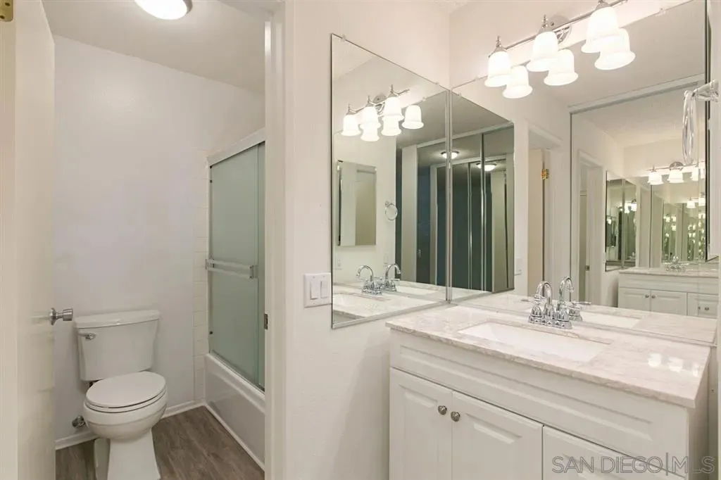 San Diego, California 92130, United States, 2 Bedrooms Bedrooms, ,2 BathroomsBathrooms,Residential,Active,168053