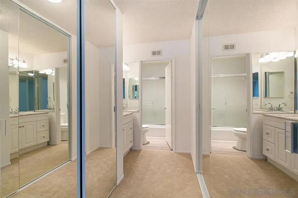 San Diego, California 92130, United States, 2 Bedrooms Bedrooms, ,2 BathroomsBathrooms,Residential,Active,168053