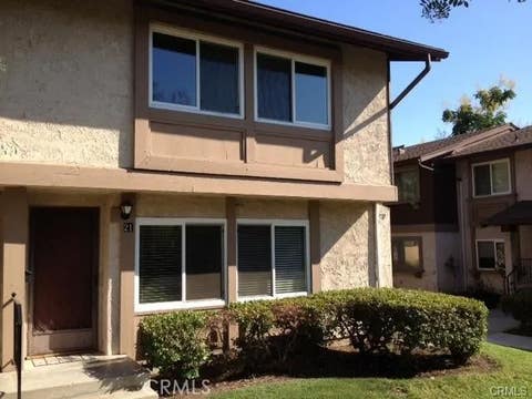 Photo of 6663 Wilbur AVE #21, Reseda, CA 91335 (MLS # SR26185609)