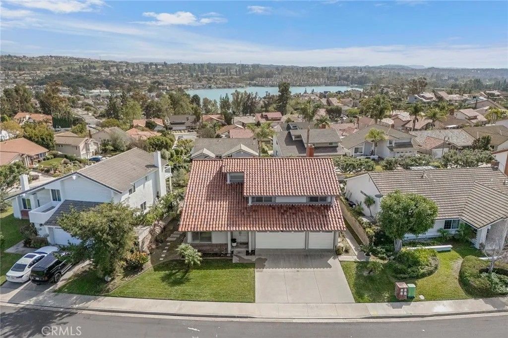 Photo of 22552 Sacedon, Mission Viejo, CA 92691 (MLS # OC26023581)