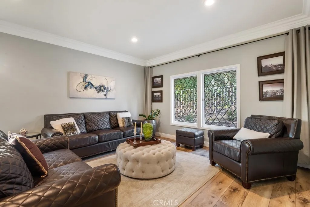 1243 Liverpool Court