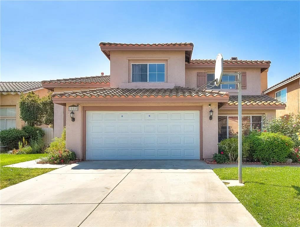 Photo of 25545 Fortuna Del Sur Dr, Moreno Valley, CA 92551 (MLS # IV26057107)