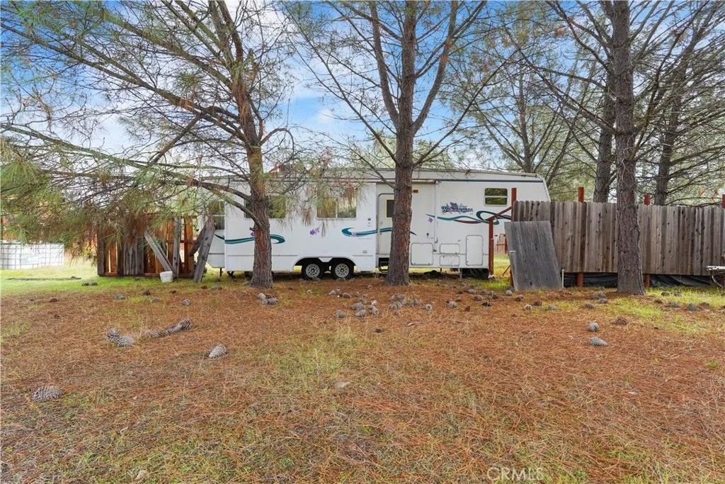 Photo of 1850 Spring Valley Rd, Clearlake Oaks, CA 95423 (MLS # LC25279543)