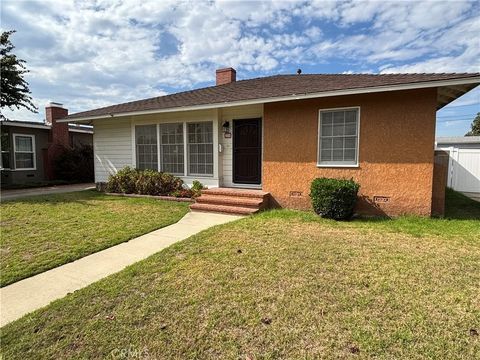Tiny photo for 2823 Tulane Avenue, Long Beach, CA 90815 (MLS # PW25220731)