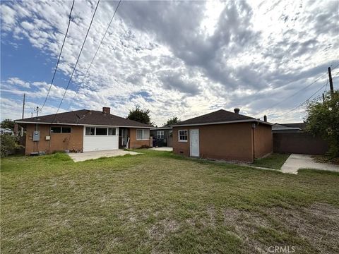 Tiny photo for 2823 Tulane Avenue, Long Beach, CA 90815 (MLS # PW25220731)