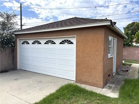 Tiny photo for 2823 Tulane Avenue, Long Beach, CA 90815 (MLS # PW25220731)