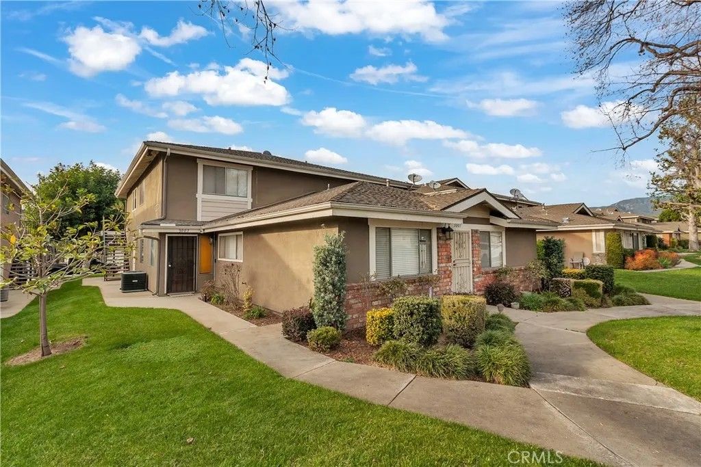 Photo of 3003 Knollwood Avenue #2, La Verne, CA 91750 (MLS # DW26012020)