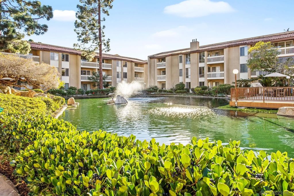 Photo of 1855 Diamond St #232, San Diego, CA 92109 (MLS # 2601273)