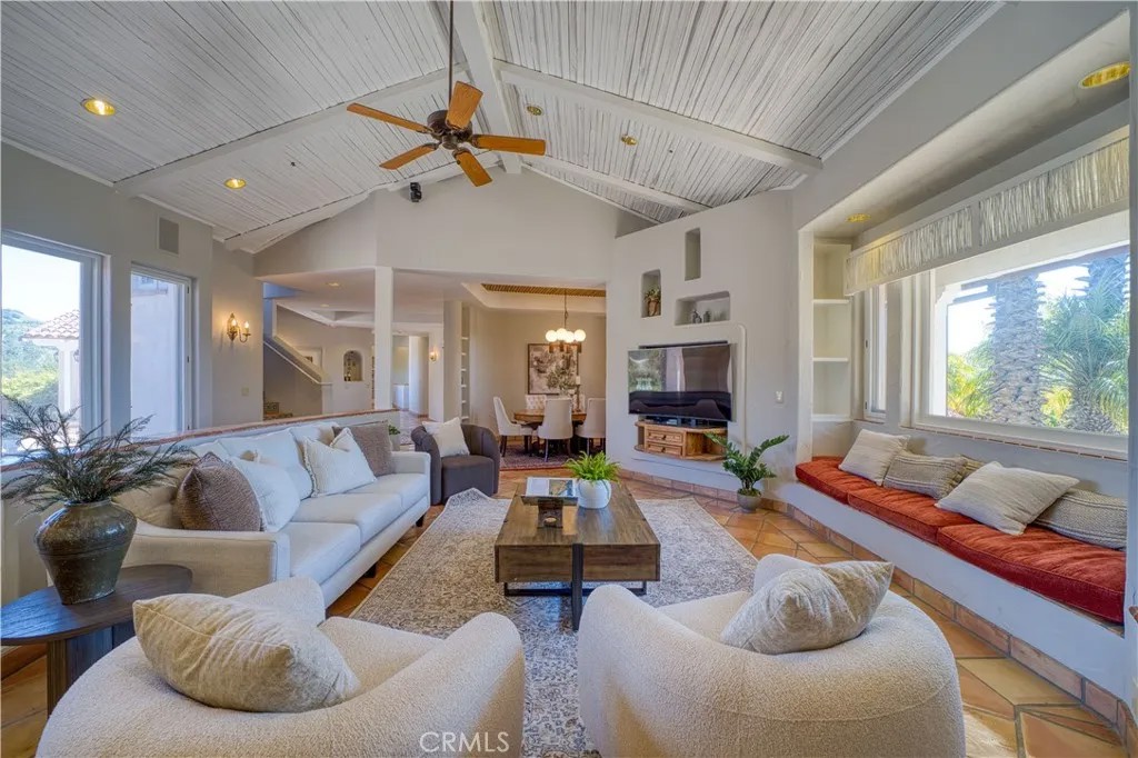 1220 Bassi Drive