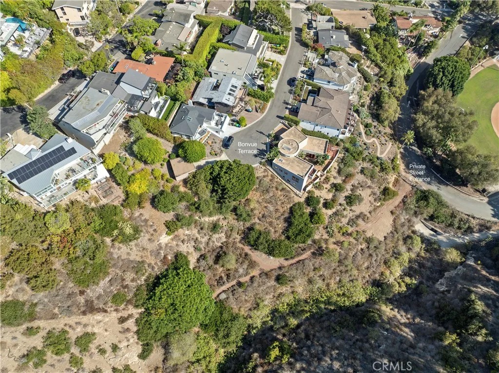 455 Bonvue Terrace