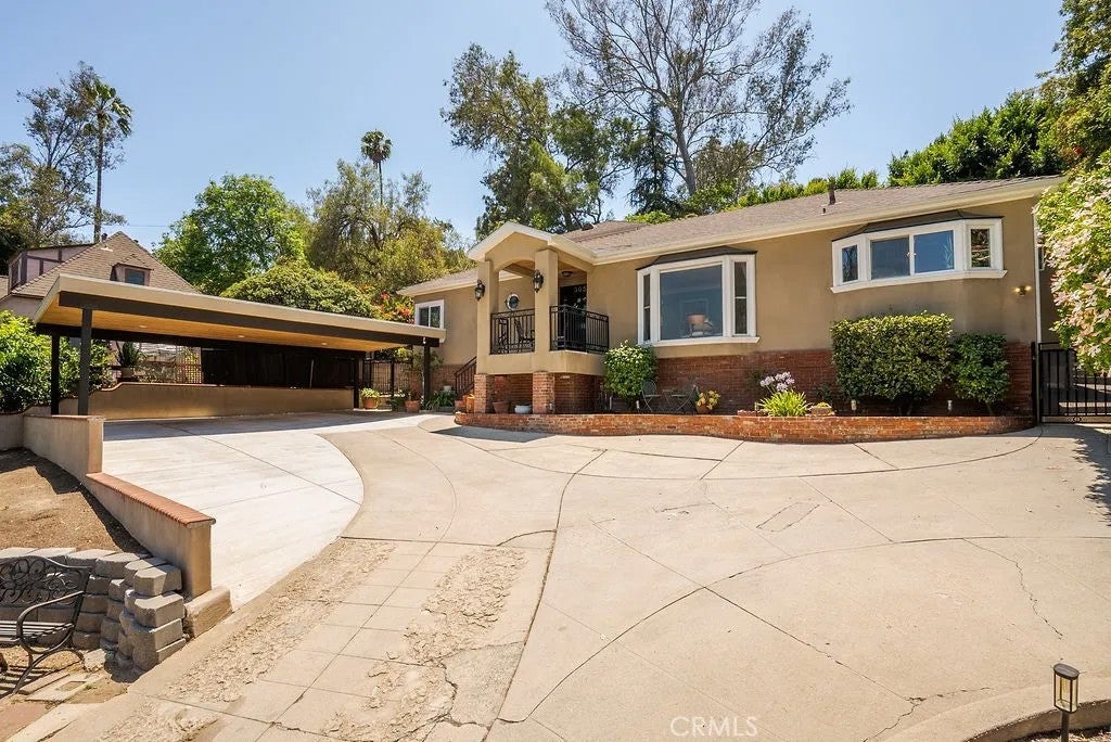 5053 College View Avenue