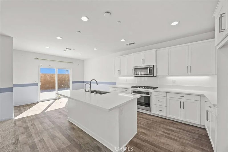 15765 Kings Peak