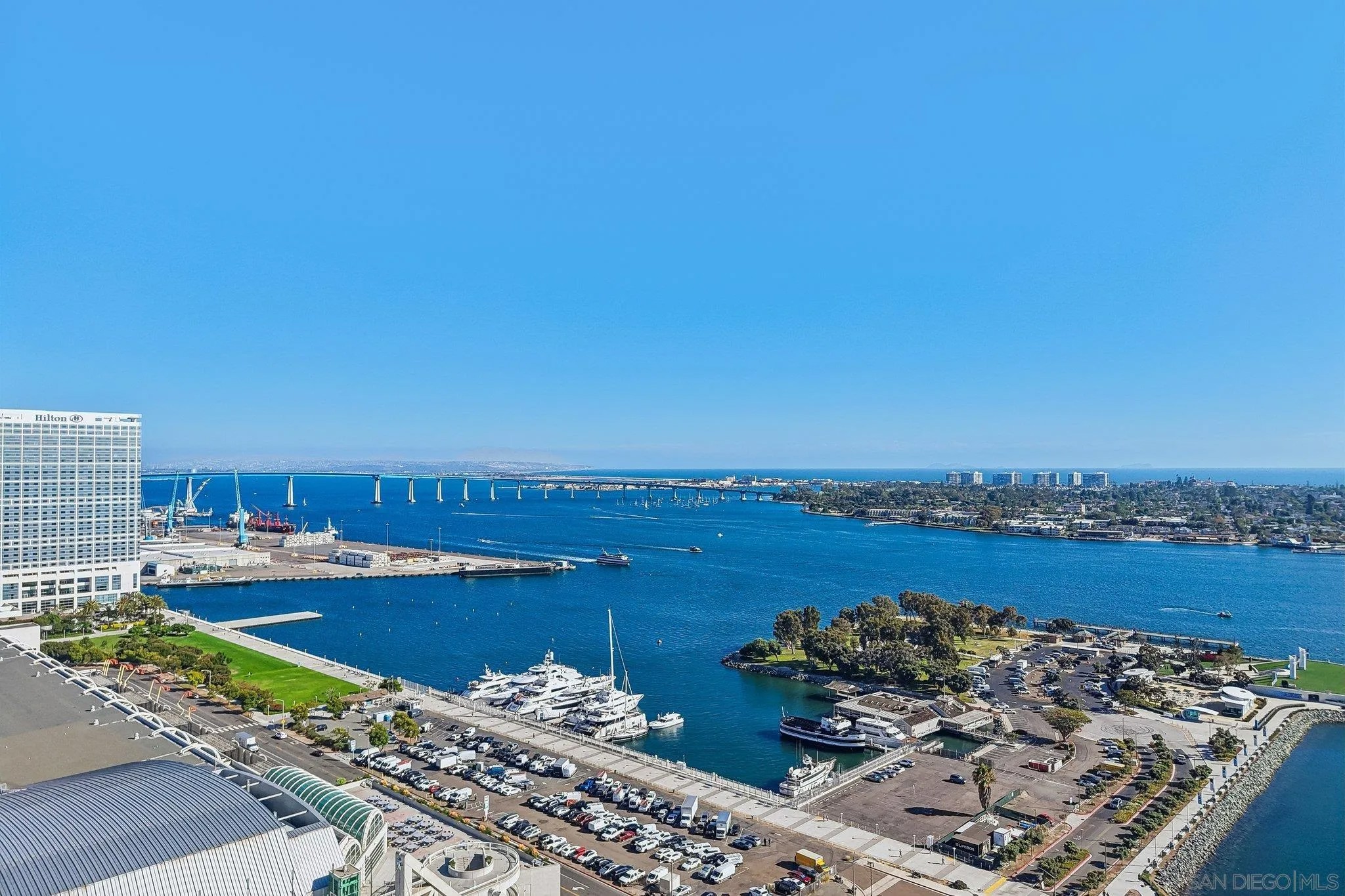 200 Harbor Dr 3201