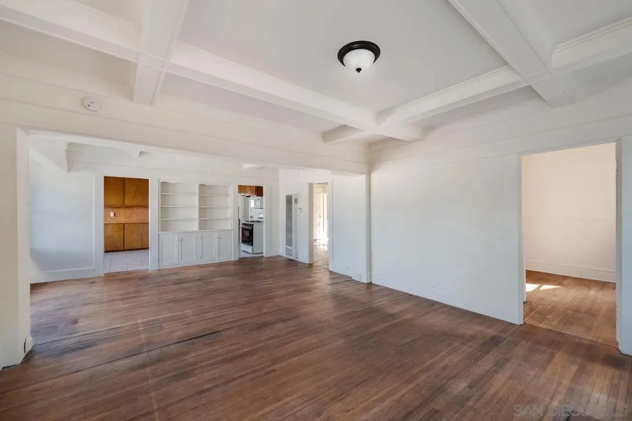 San Diego, California 92104, United States, 2 Bedrooms Bedrooms, ,2 BathroomsBathrooms,Residential,Active,242712