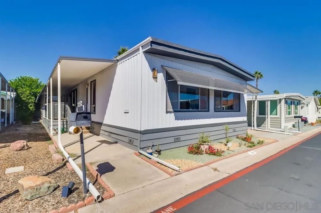 Photo of 8301 Mission Gorge Rd #194, Santee, CA 92071 (MLS # 250039846)